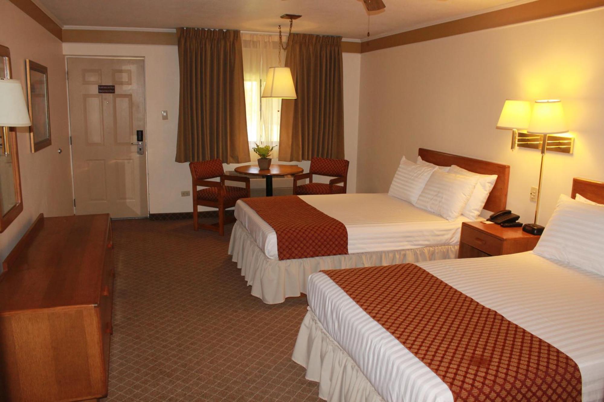 Santa Fe Hotel Camargo