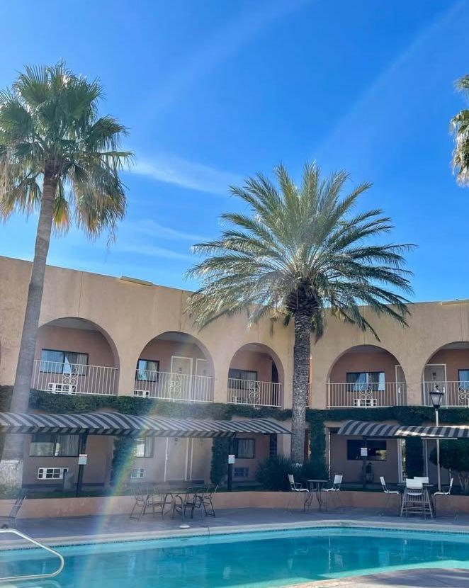 Santa Fe Hotel