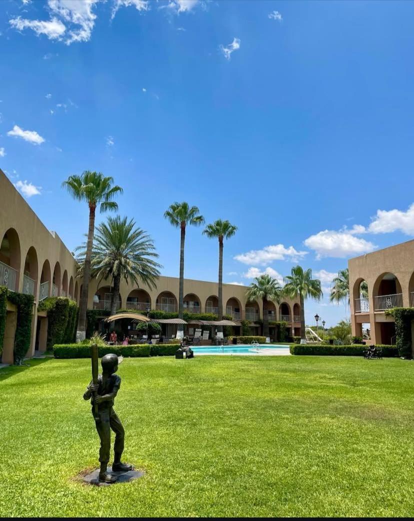 Santa Fe Hotel 4*